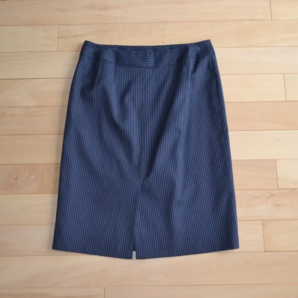 Talbots Pin Stripe Pencil Skirt Size 6P Stretch